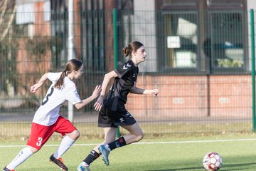 Bild 240 - wBJ SV Wahlstedt - SV Henstedt Ulzburg : Ergebnis: 0:1